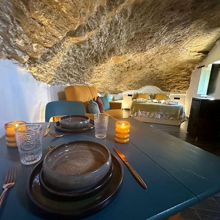 Tajito Romano Setenil De Las Bodegas Exteriör bild